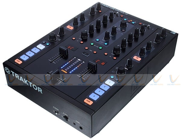 Bàn mixer DJ đáng tiền nhất: Native Instruments Traktor Kontrol Z2